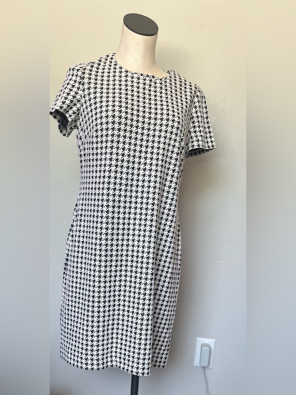 Calvin Klein Black & White Houndstooth Short Sleeve Dress